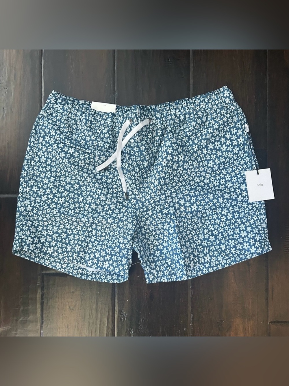 Onia Charles 5” Swim Trunks -Micro Daisy Print XL NEW!